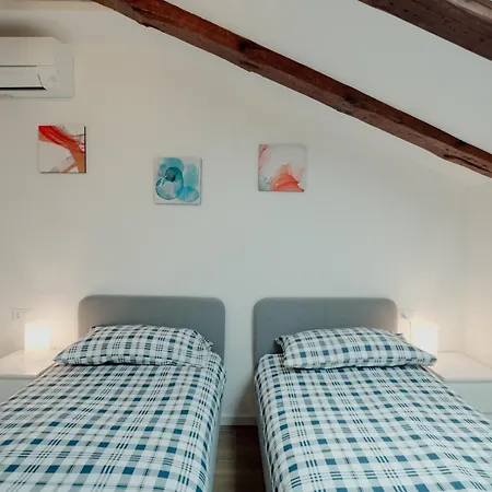 La Bussola Bianca Apartment