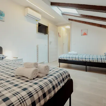 La Bussola Bianca * 트리에스테